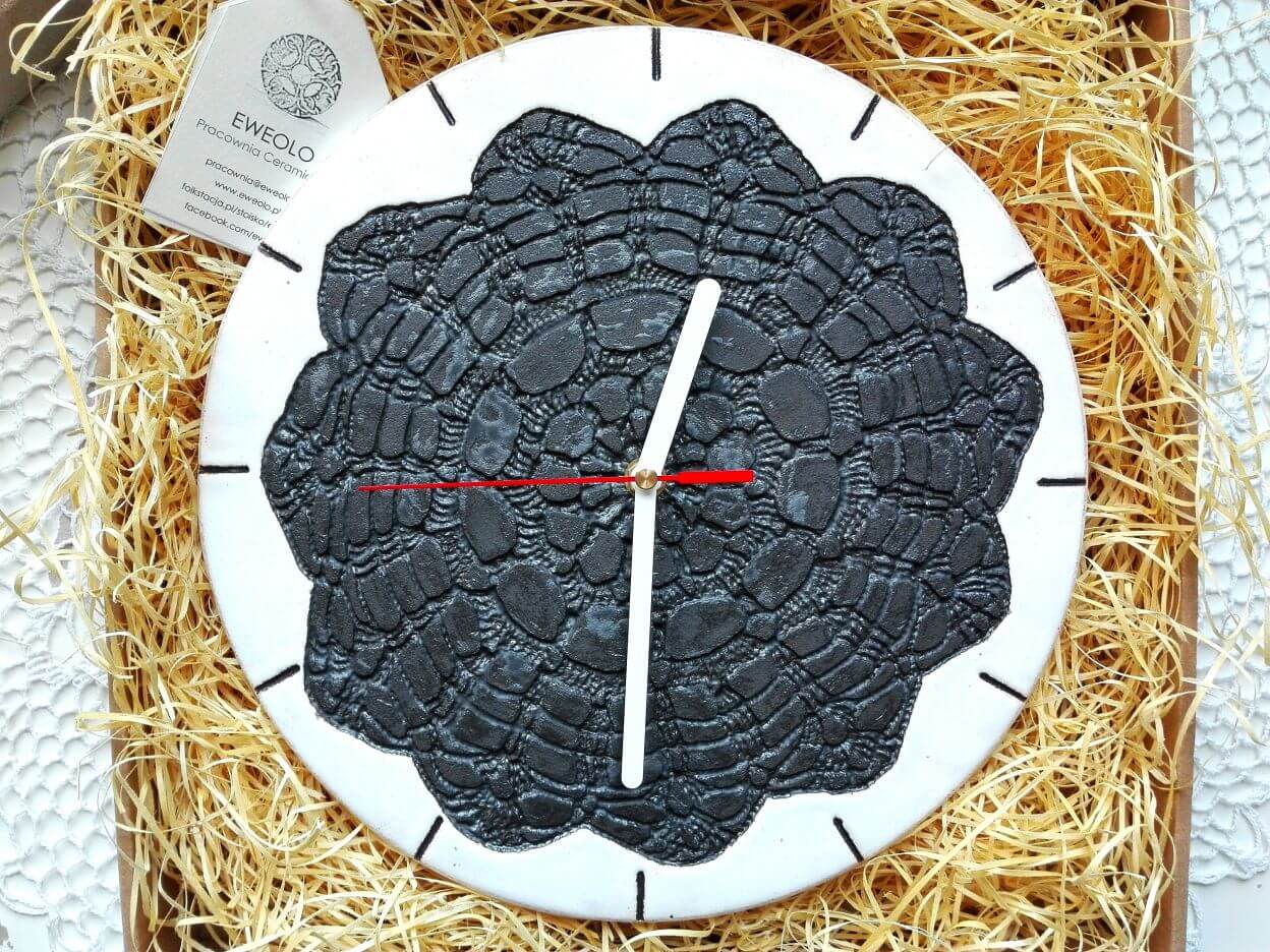 zegar czarna koronka na prezent