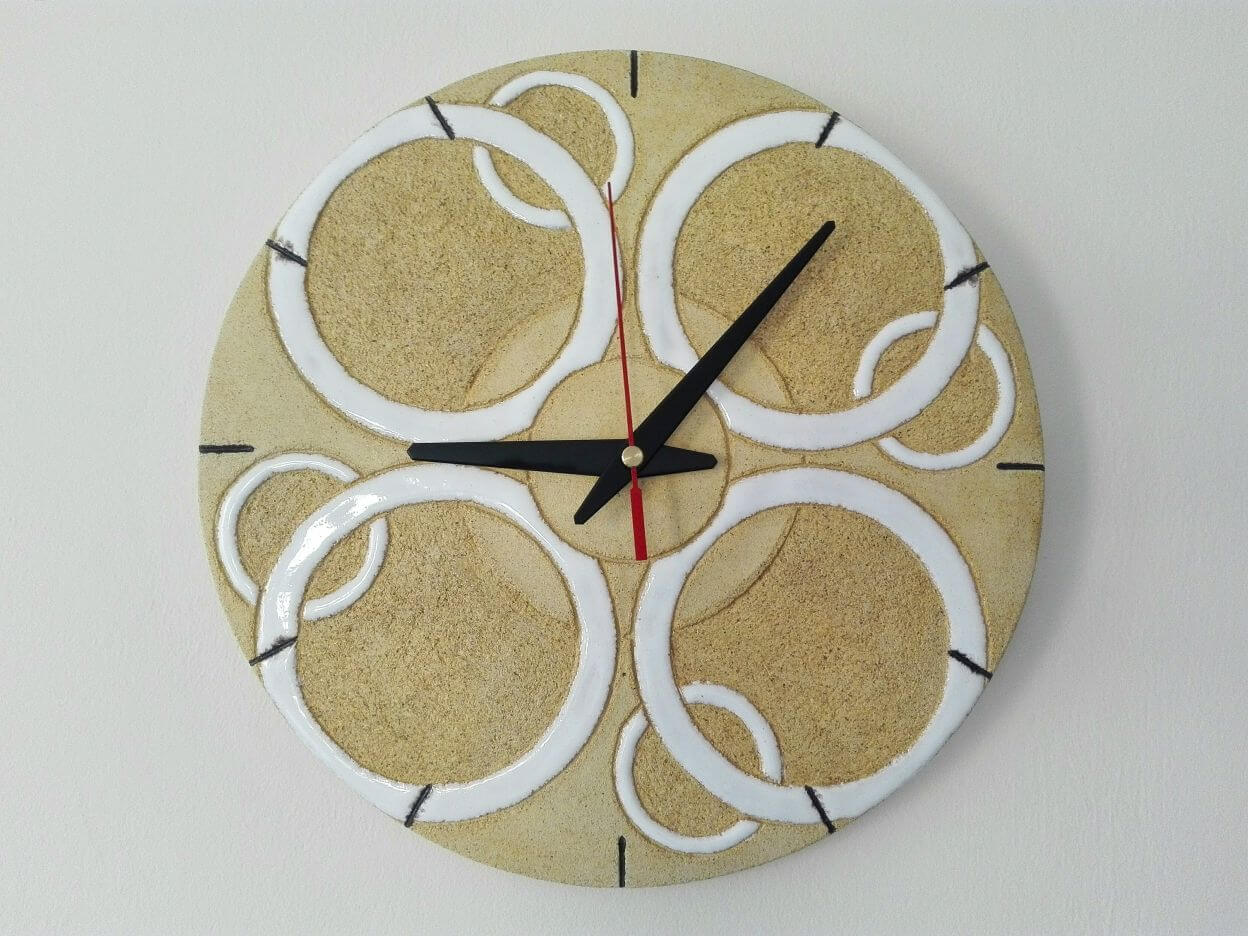 piaskowy zegar ceramiczny